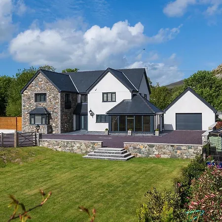 Arlyn, Padarn Lake Viewpoint In Snowdonia Caernarfon Exterior photo