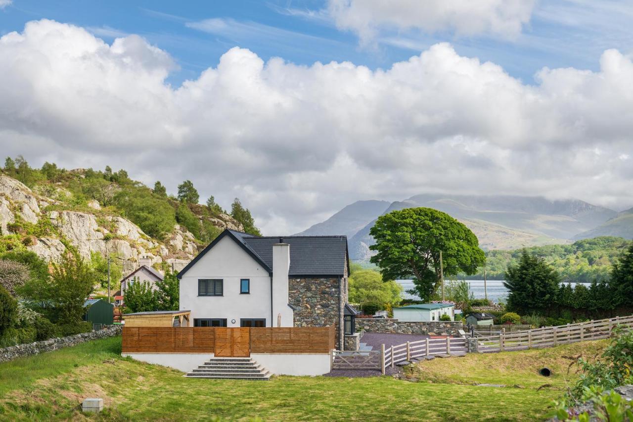 Arlyn, Padarn Viewpoint In Snowdonia Caernarfon
